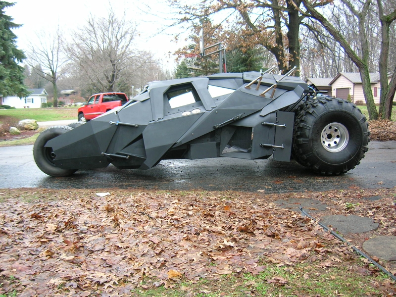 Illustration for article titled DIY Batman Tumbler Is Nearly Perfect, Built With One Man's Bare Hands